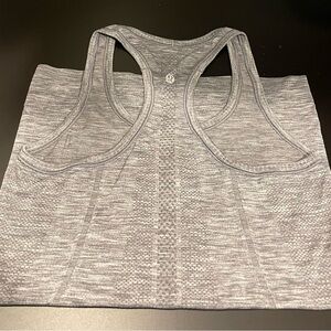 Lululemon: Swiftly Tech Racerback Tank Top 2.0 Waist Length